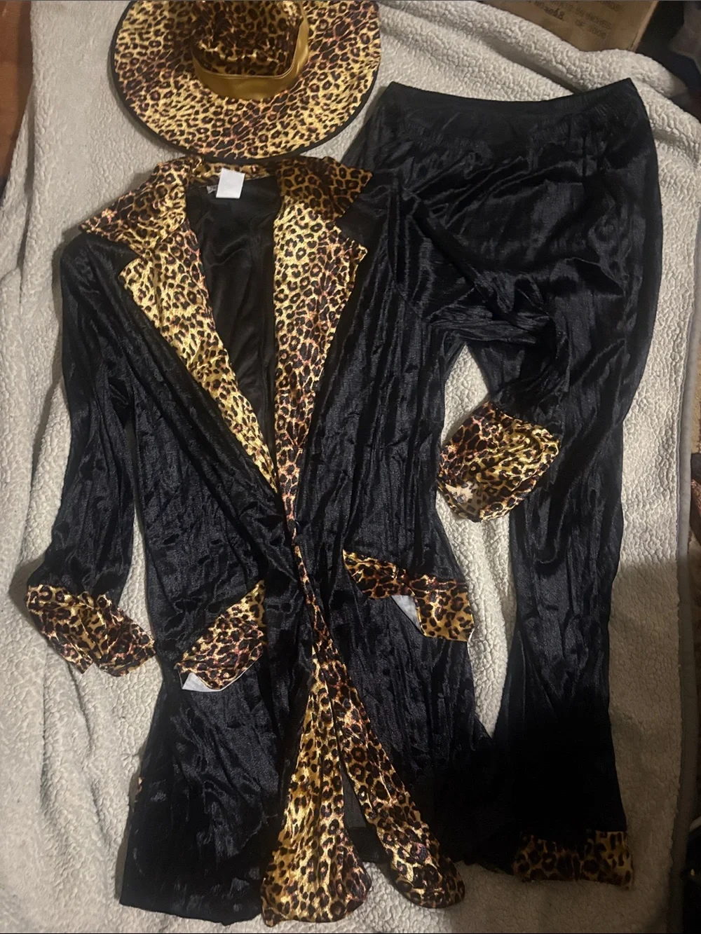 Spirit Supa Mac Daddy Adult Costume - Purple with Leopard Trim